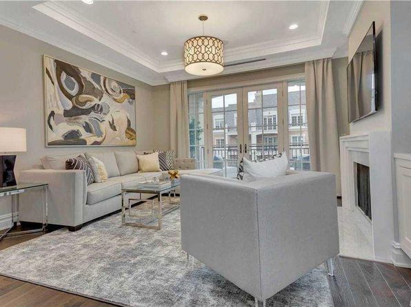 1000 Royal Court #1203, North Hills, NY 11040