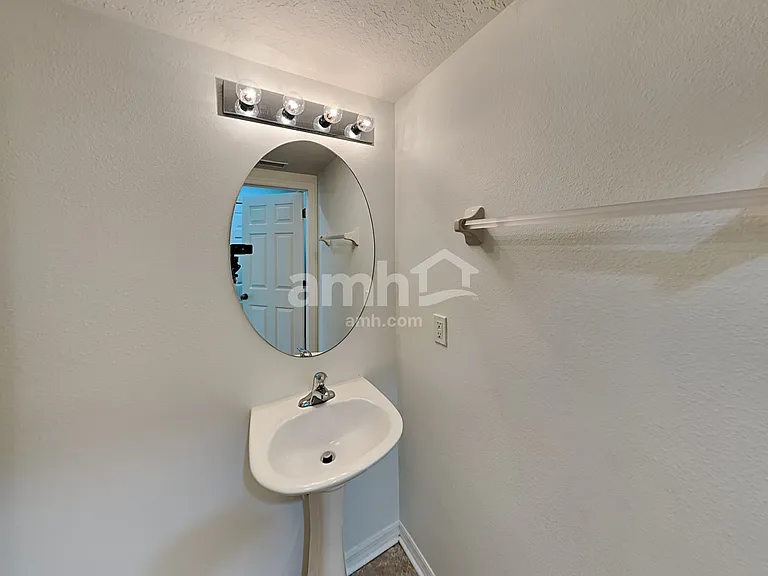 11531 84th Street Cir E #103 — Photo 8