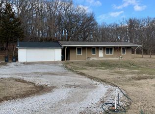 13676 Deer Path Cir, Neosho, MO 64850
