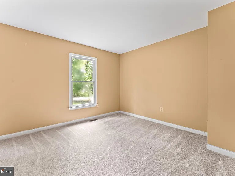 12820 Lake Wilderness Ln — Photo 15