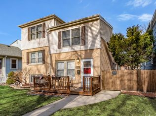 3419 Grand Blvd, Brookfield, IL 60513