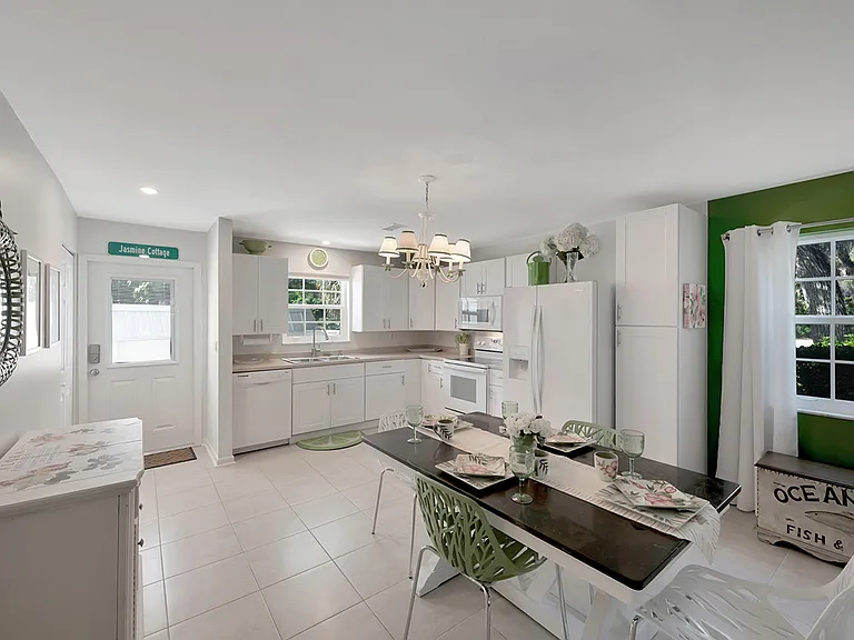 900 Jasmine Ln #103B — Photo 9