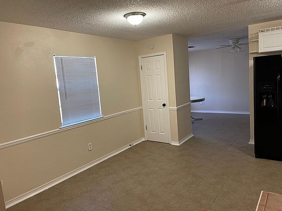 5th image of 1301 Yorktowne Dr #0