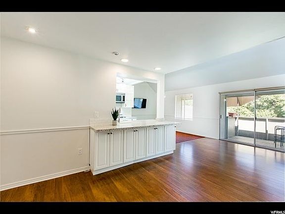 3rd image of 1180 S Foothill Dr APT 735