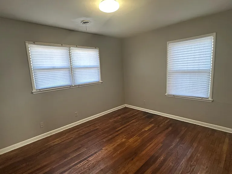 3519 Lometa Dr — Photo 6