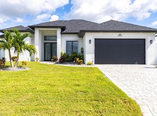 1005 NE 9th Ter, Cape Coral, FL 33909