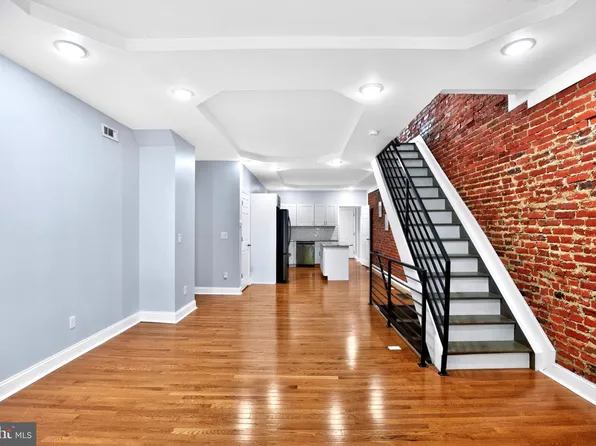 5148 Catharine St, Philadelphia, PA 19143