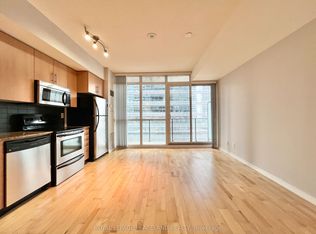 65 Bremner Blvd #1206, Toronto, ON M5J 0A7