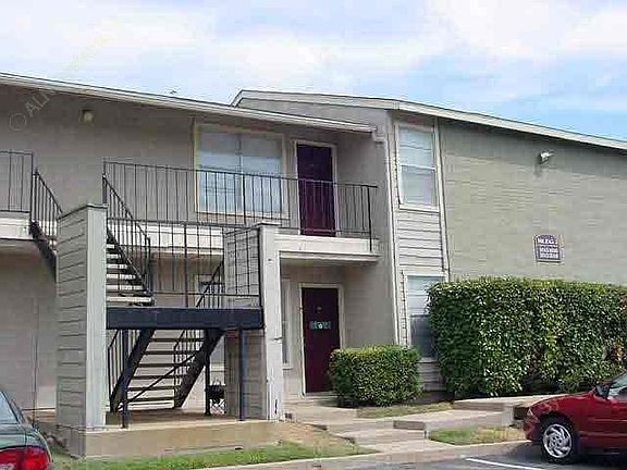3rd image of 9051 S Normandale St