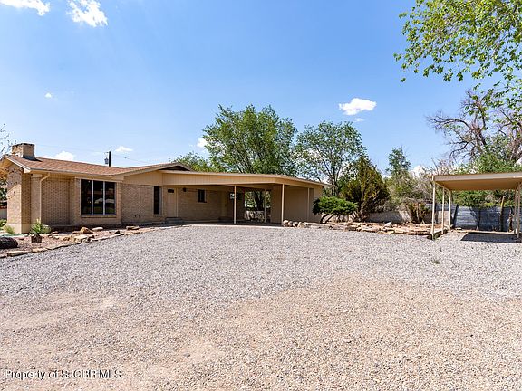 3rd image of 205 Manana Pl