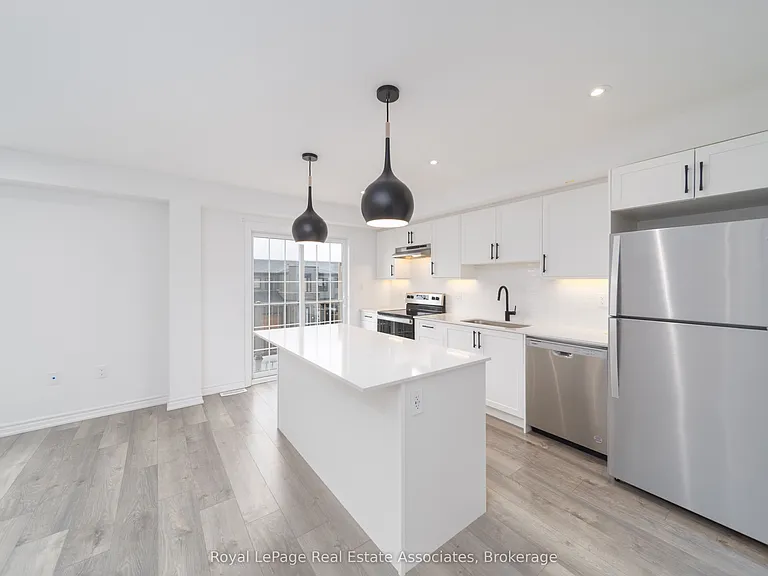 12 Hay Ln — Photo 8