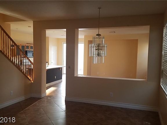 4th image of 1190 Swarthmore Ct