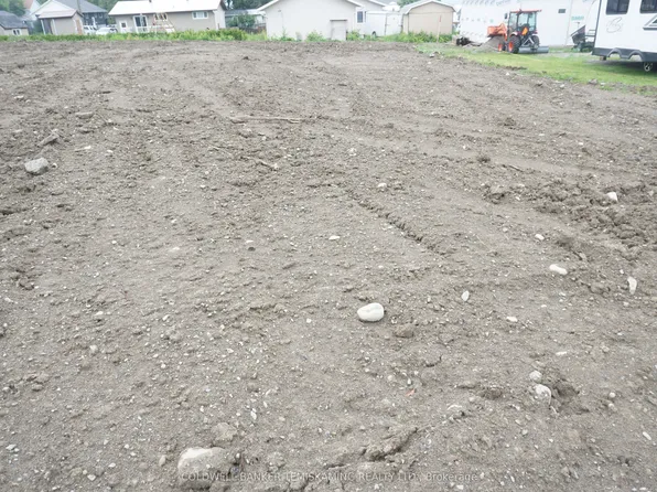 LOT 74 Albert St E, Temiskaming Shores, ON P0J 1K0