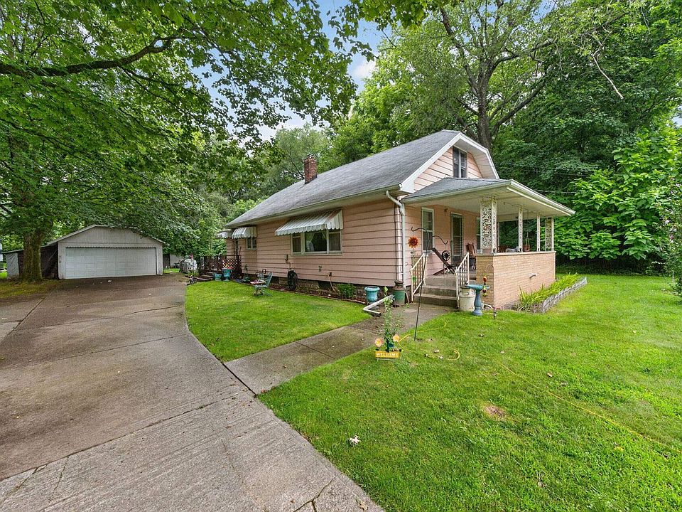 1st image of 59359 Locust Rd