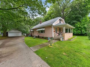 59359 Locust Rd, South Bend, IN 46614