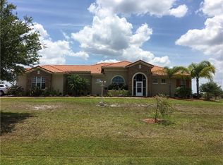 5309 Lake Venice Dr, Wimauma, FL 33598