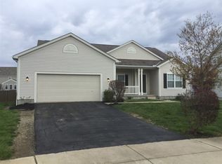 210 Cherrytree Ln, Commercial Point, OH