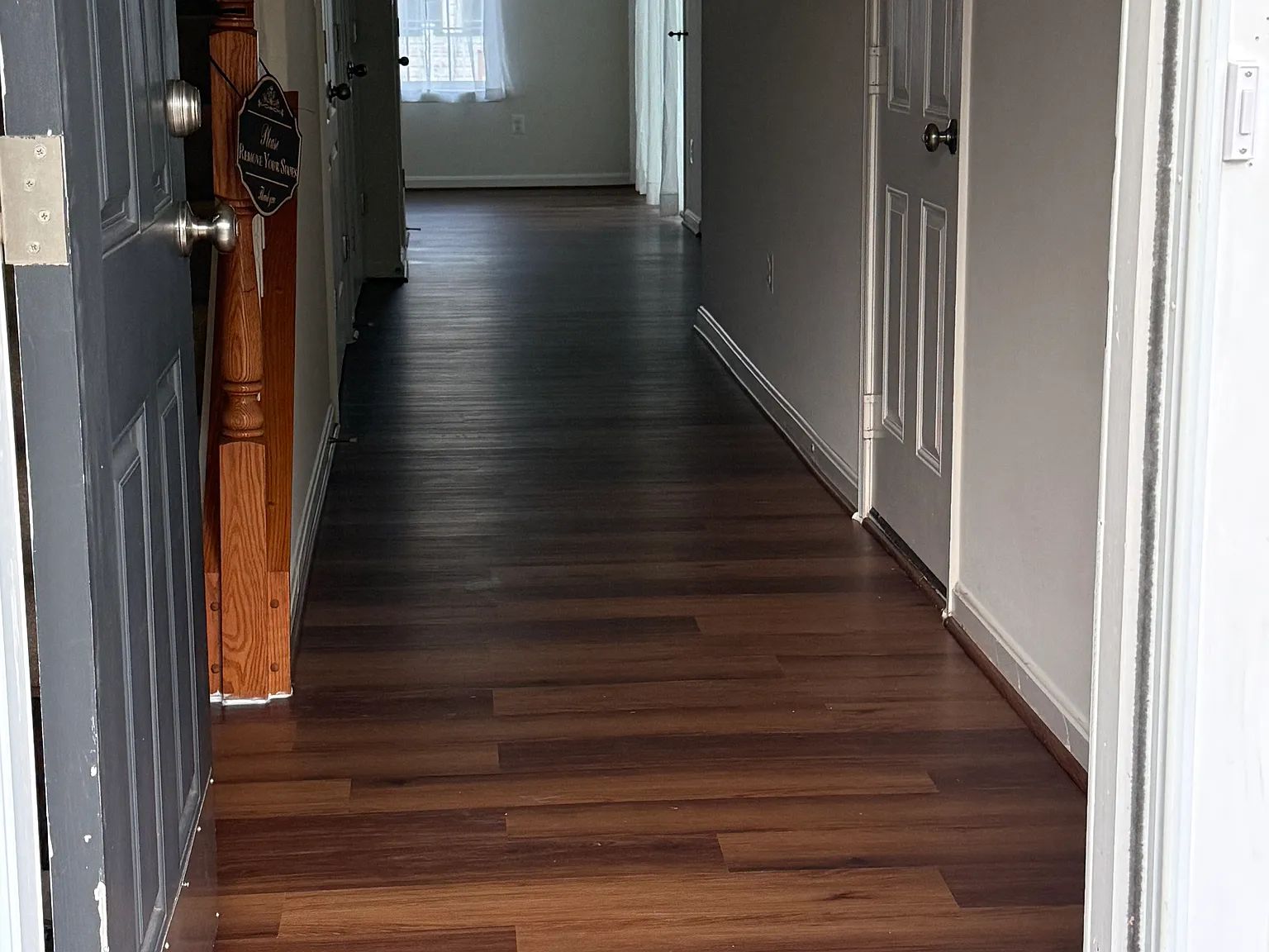 3 bed, 2352 sqft, $3,200 — Photo 3