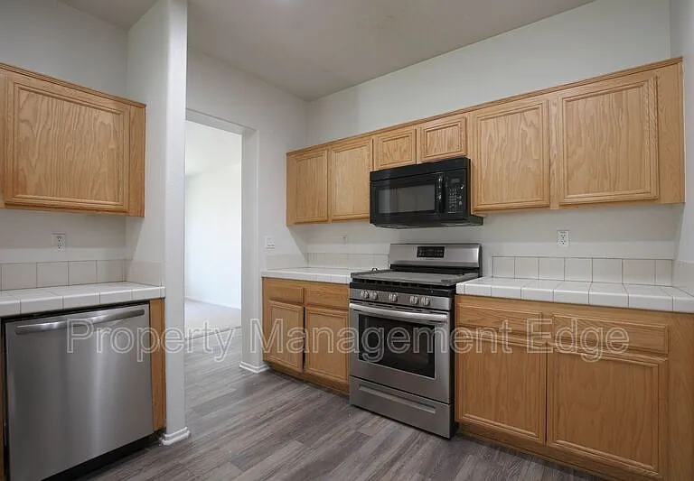 29419 Obsidian Ct — Photo 25