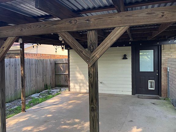 3rd image of 605 Whisperview Cir