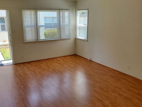 4th image of 11324 Washington Pl APT B