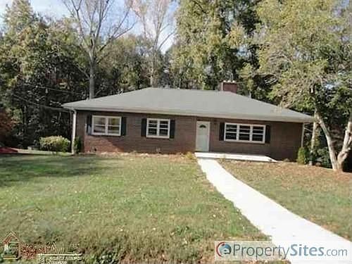 1st image of 779 Kenmore Dr