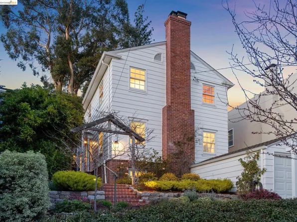 6762 Manor Crst, Oakland, CA 94618