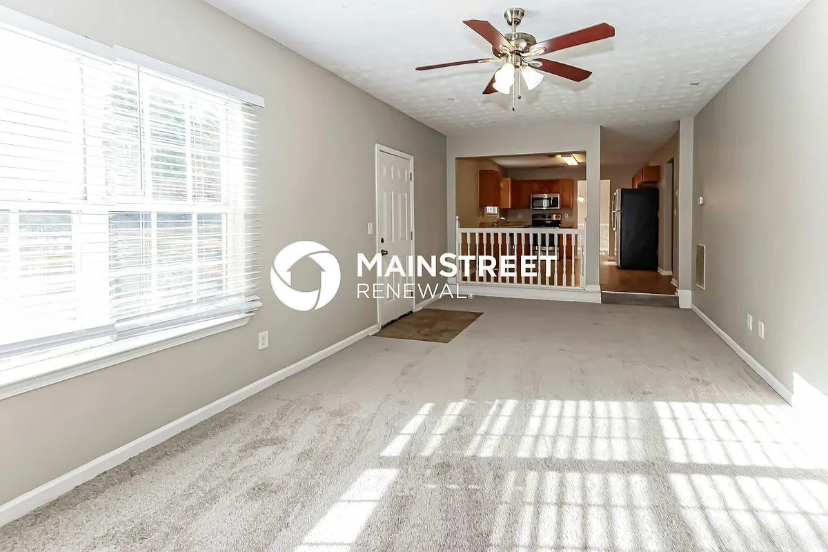 Living Room - 290 Pleasant Hills Dr