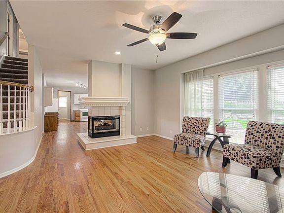 4th image of 1312 Hillary Dr