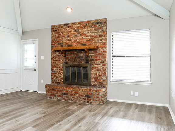 5th image of 7456 Cross Ridge Cir