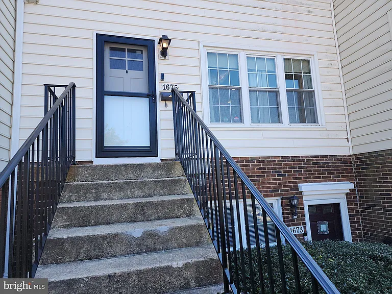 1675 Ridgely Ct #182 — Photo 10
