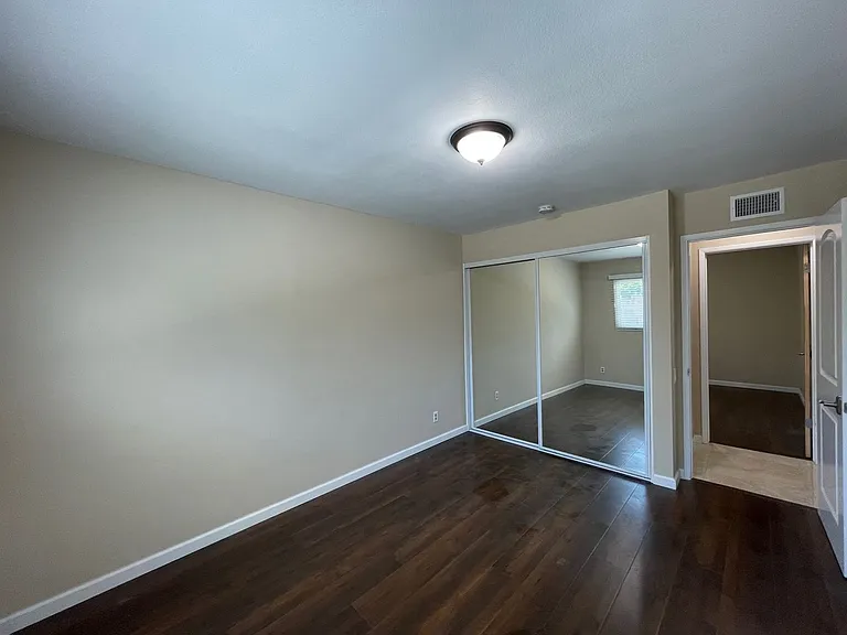 23370 Schoolcraft St — Photo 27