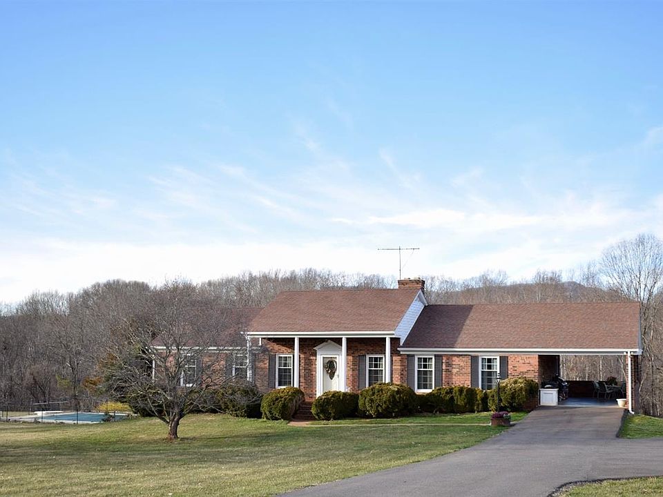 1st image of 220 Briarcliff Ln