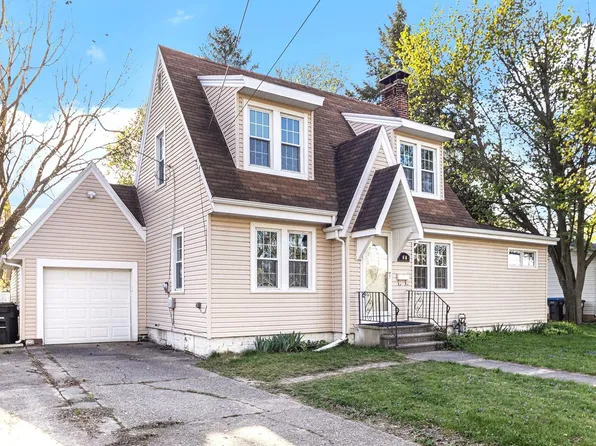 1656 Canton St, Elkhart, IN 46514