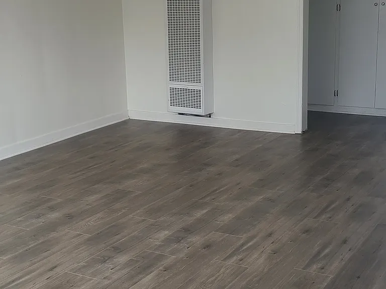 18314 Napa St — Photo 2