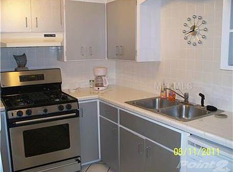 4th image of 1600 Loralin Dr