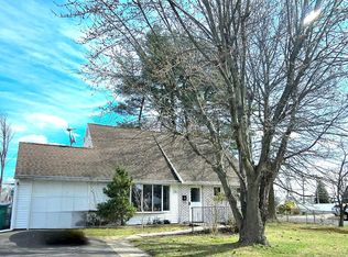 67 Jonquil Ln Levittown PA 19055 MLS PABU2064228 Zillow