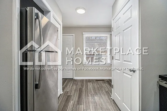 509 Woodward Ave SE — Photo 9