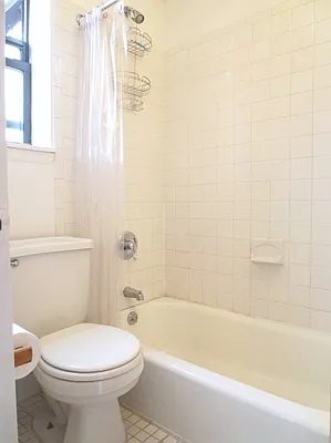 Rented by Waverly Realty Associates | media 8