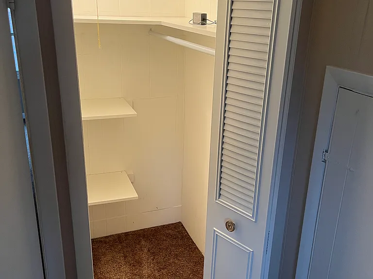 1190 Pittsburgh Rd — Photo 9