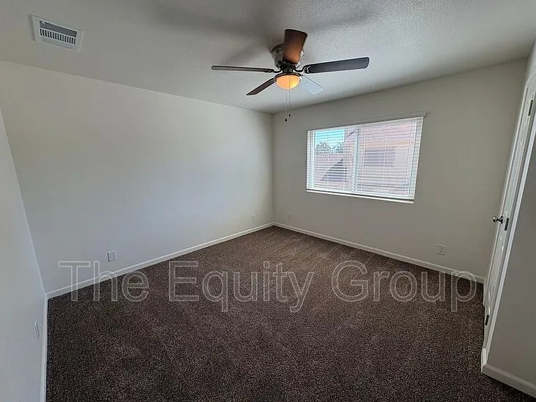 1473 Ben Franklin Ave — Photo 21