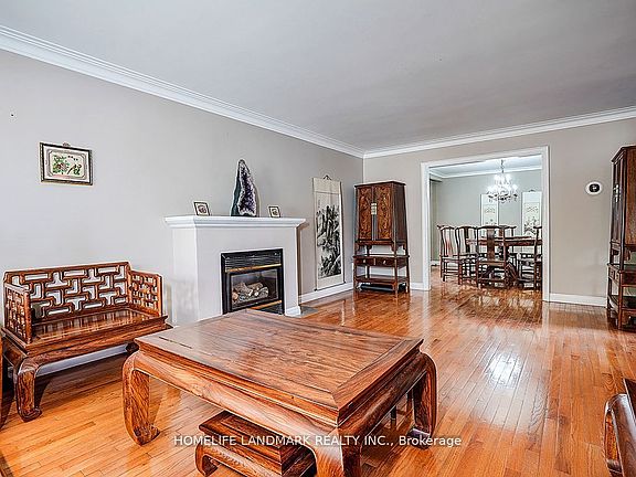 5th image of 19 Stubbs Dr