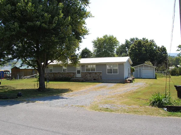 284 Rutland Ave, Dunlap, TN 37327