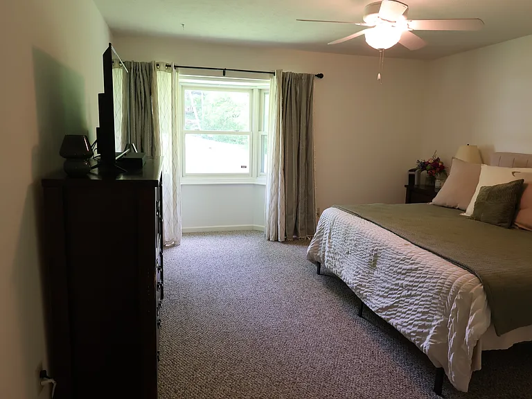 690 Terrace Lake Rd — Photo 92