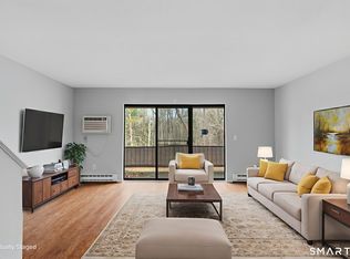 135 Wellington Drive #135, Farmington, CT 06032