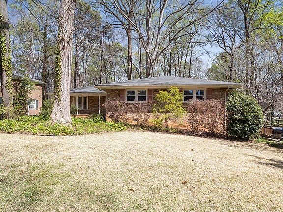 3rd image of 2012 Nancy Ann Dr