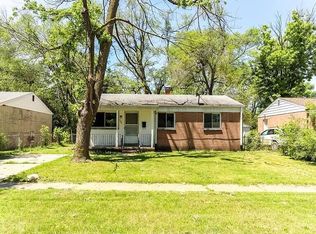 590 Calder Ave, Ypsilanti, MI 48198