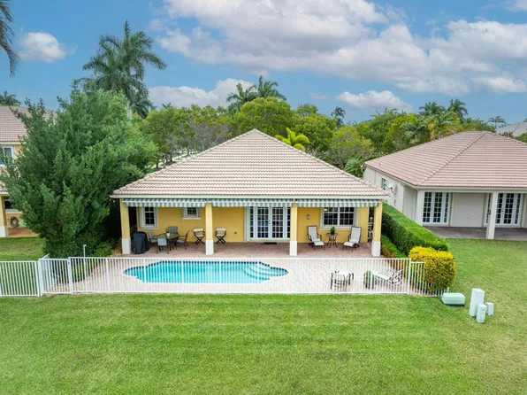 725 Nandina Drive, Weston, FL 33327