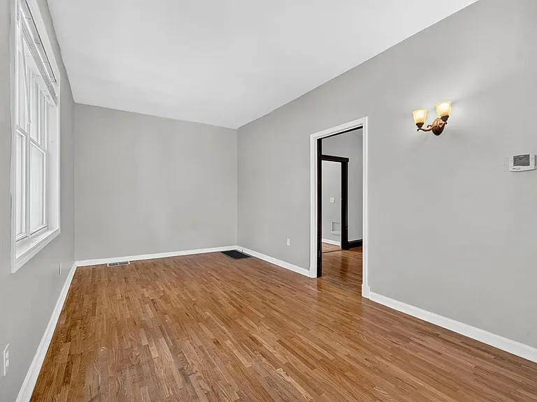 6737 Fyler Ave — Photo 5