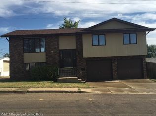16 7th St E, Dickinson, ND 58601